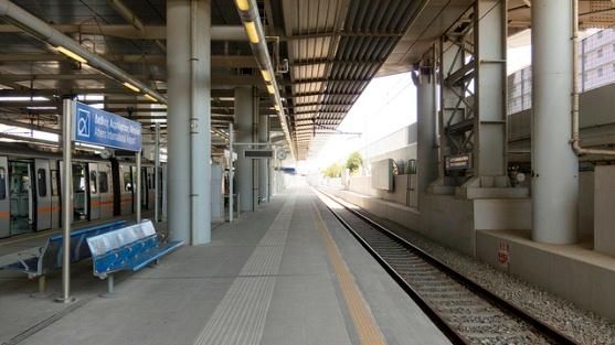 Железнодорожный вокзал в аэропорте Афин Элефтериос Венизелос